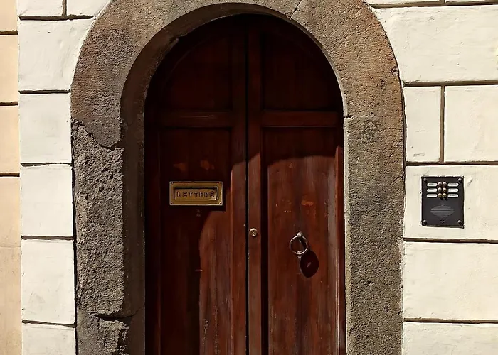 Piazza Di Spagna, Ground Floor, Historic Center Rom